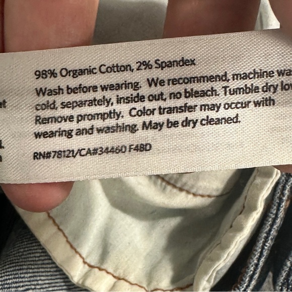 Eileen Fisher jeans, size 6, cotton/spandex, medium blue - Picture 7 of 9